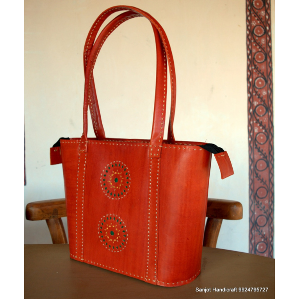 natural and artistic